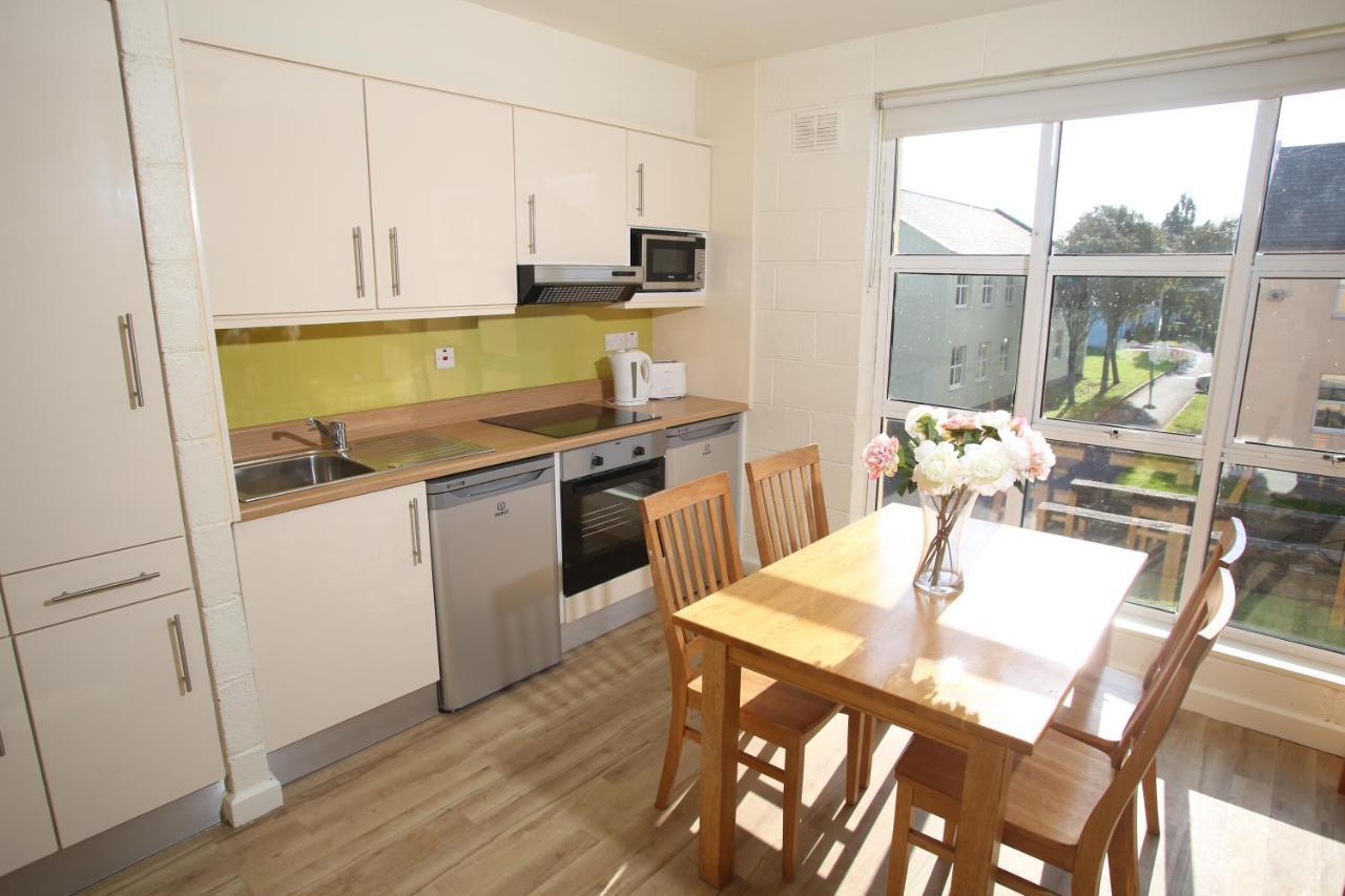 Corrib Village Apartments University Of Galway Dış mekan fotoğraf